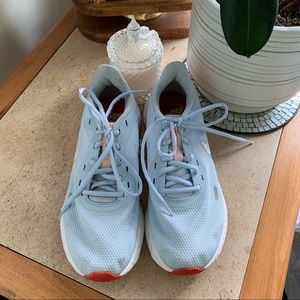 Nike Women’s Revolution 5 Running Shoe in Blue with Coral Polka Dots